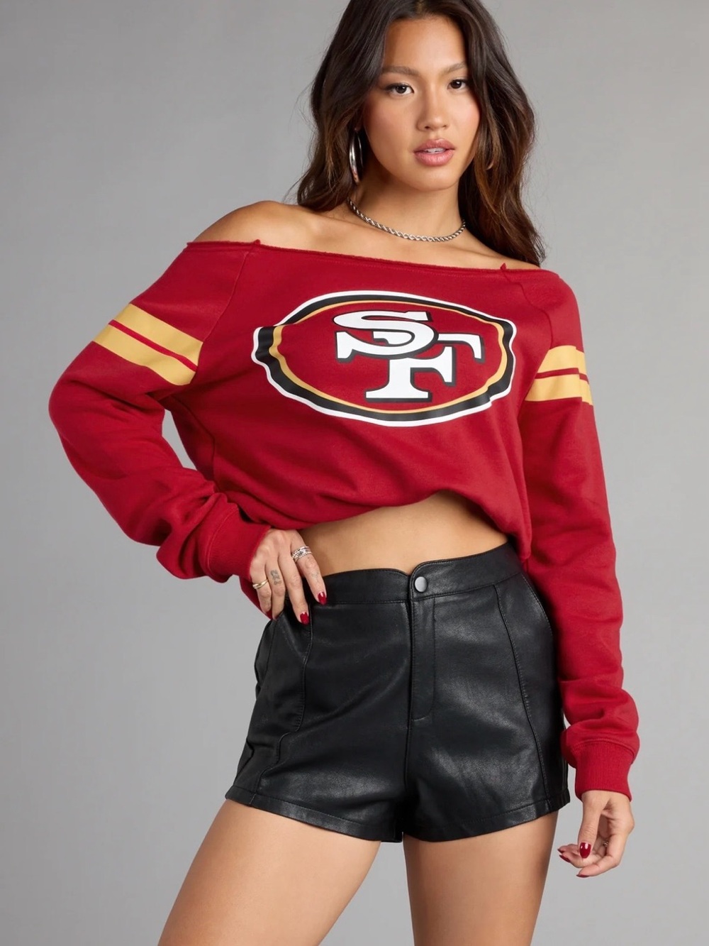 NFL San Francisco 49ers Off-Shoulder Cropped Sweatshirt - Red & Gold